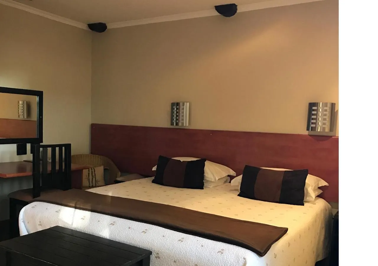 A La Martha'S Air-Port Guest House Port Elizabeth