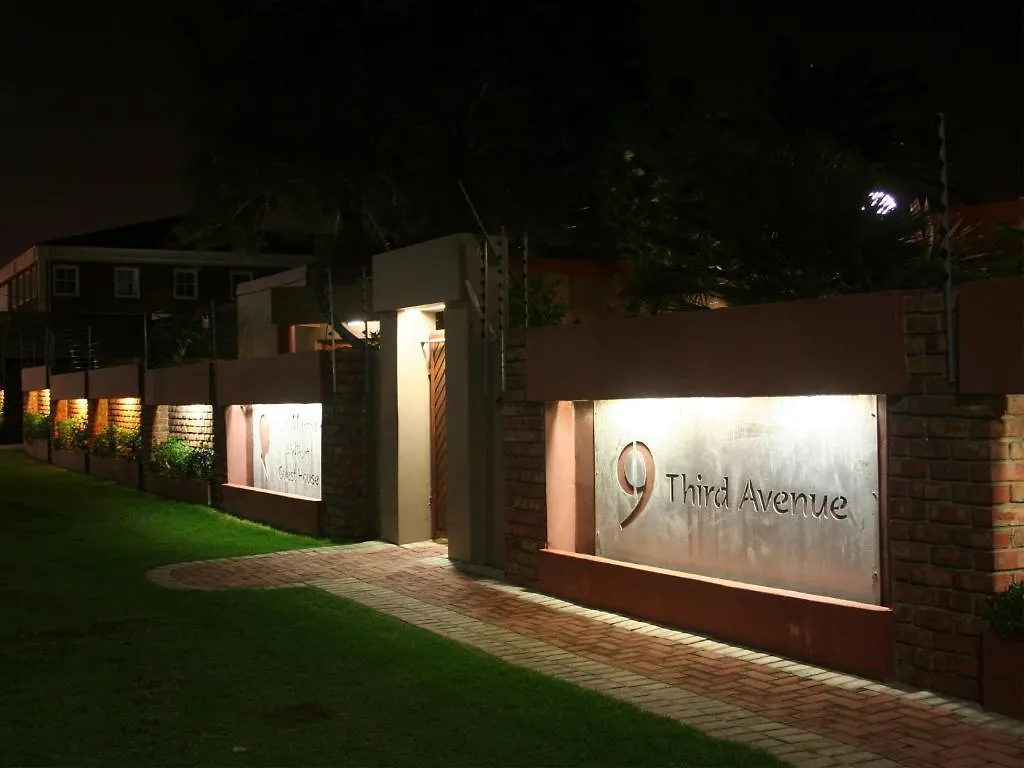 A La Martha'S Air-Port Guest House Port Elizabeth